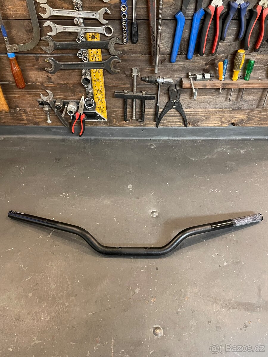 Řídítka na Scrambler - 2