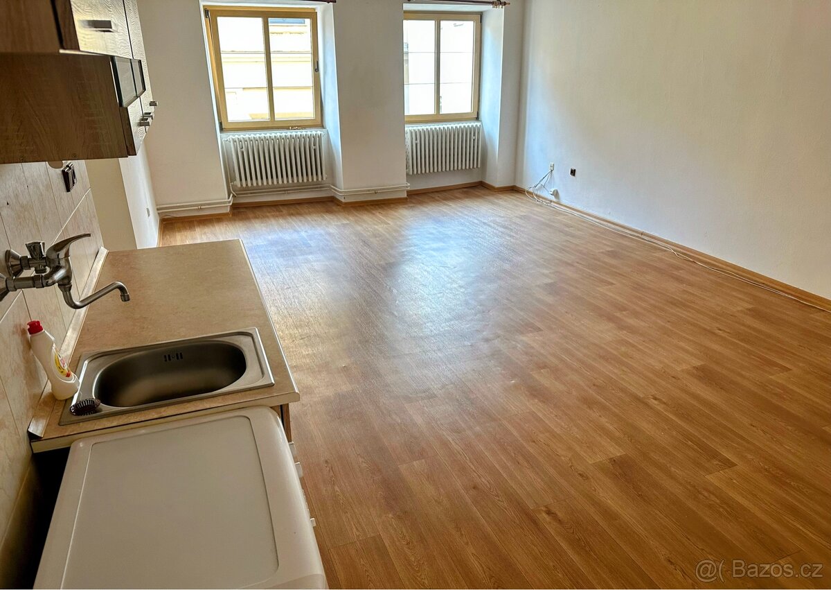 Pronájem byt 1+KK - 2