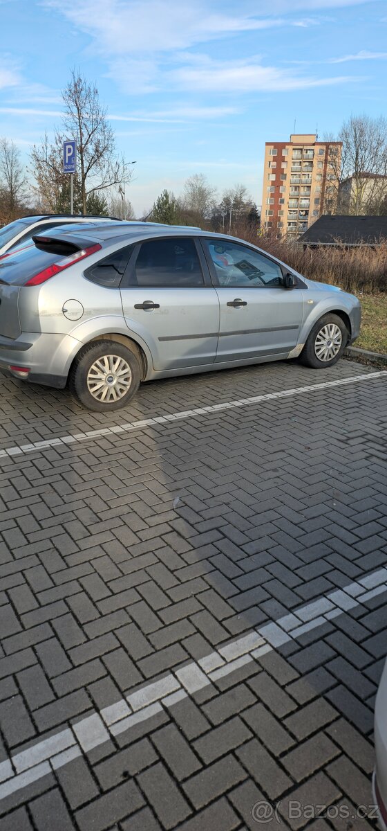 Ford FOCUS 1.6 - BEZ STK / 220000 - 2