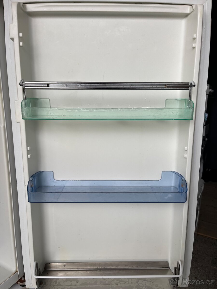 Malé lednice s mrazákem - 2