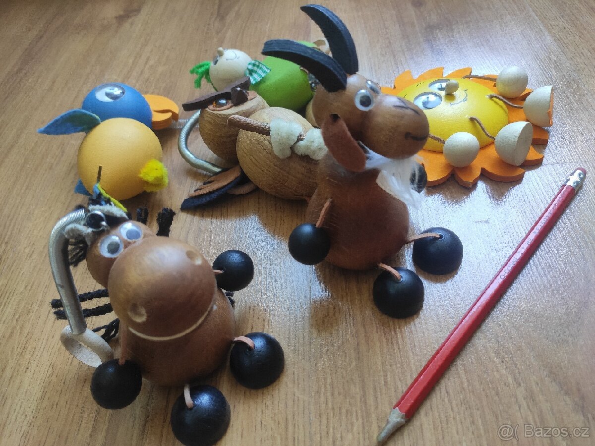 dřevěné figurky na pružině - 2