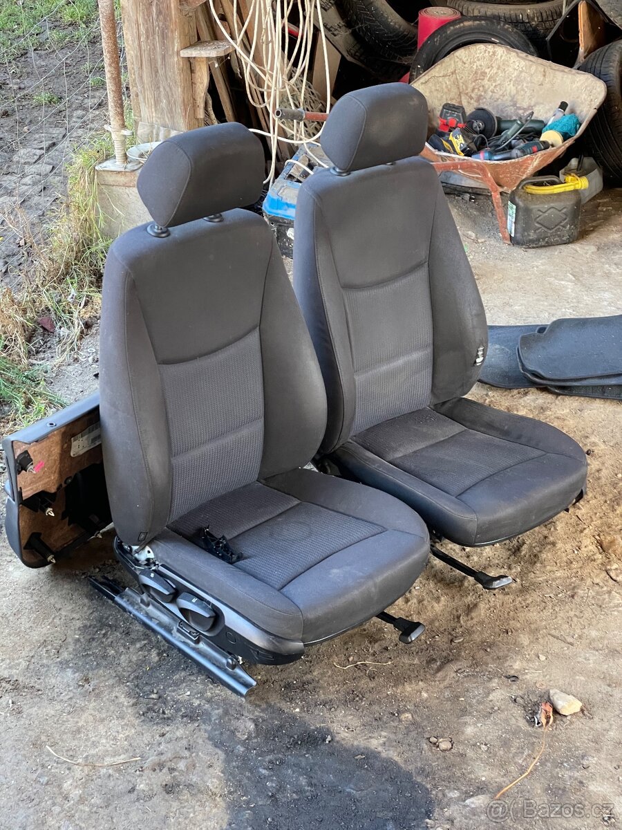 BMW e91 vyhřívaný interiér + volant - 2