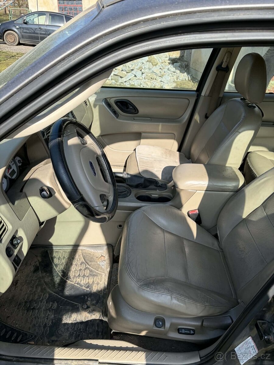 Ford Maverick - na náhradní díly - 2