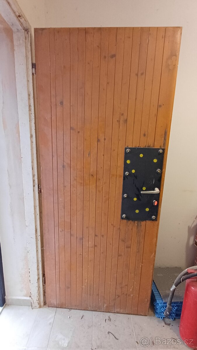 Dřevěné dveře - 2