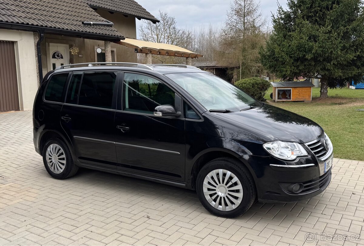 Vw Touran 2.0D automat - 2