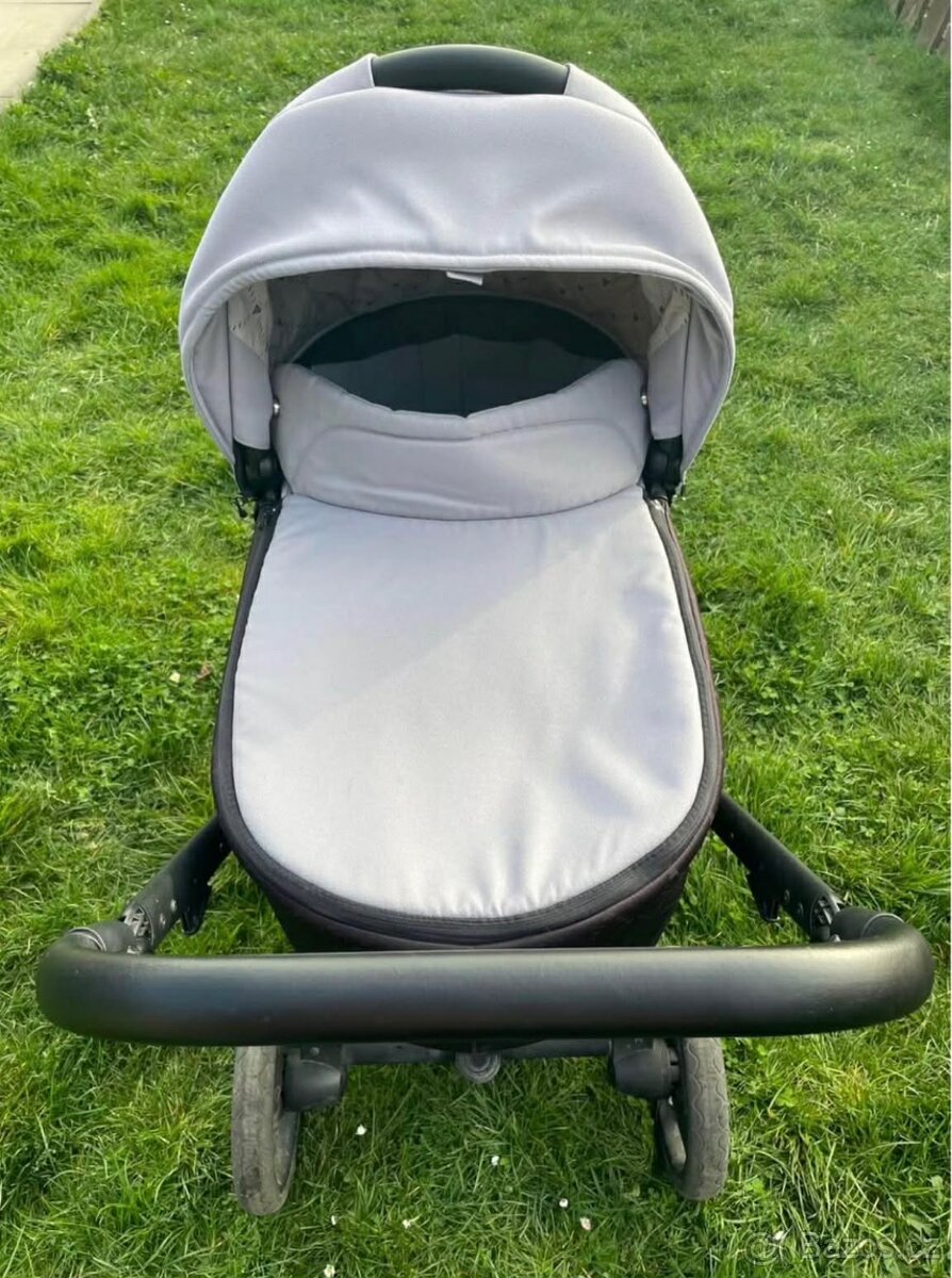 Kombinovaný kočárek 2v1 Invictus - 2