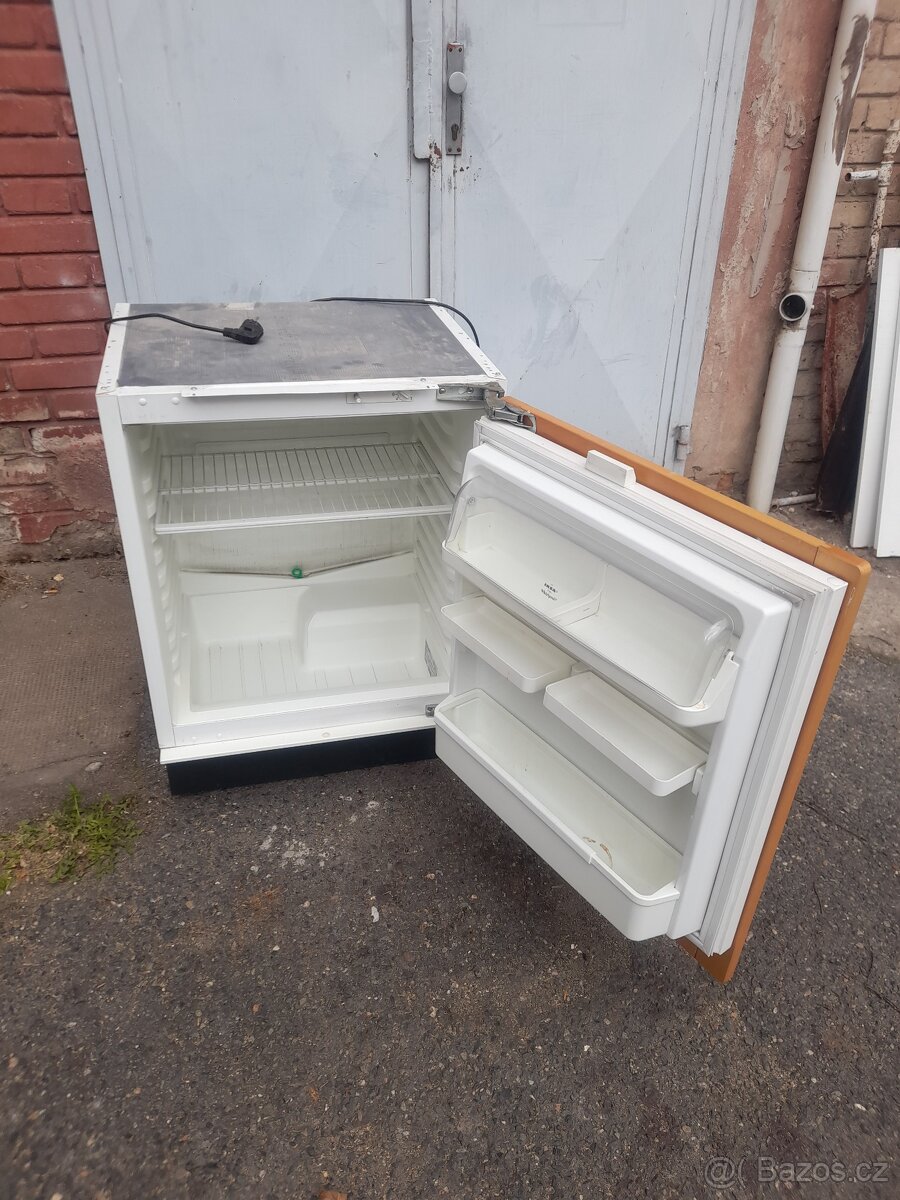 Lednice IKEA Whirlpool - 2