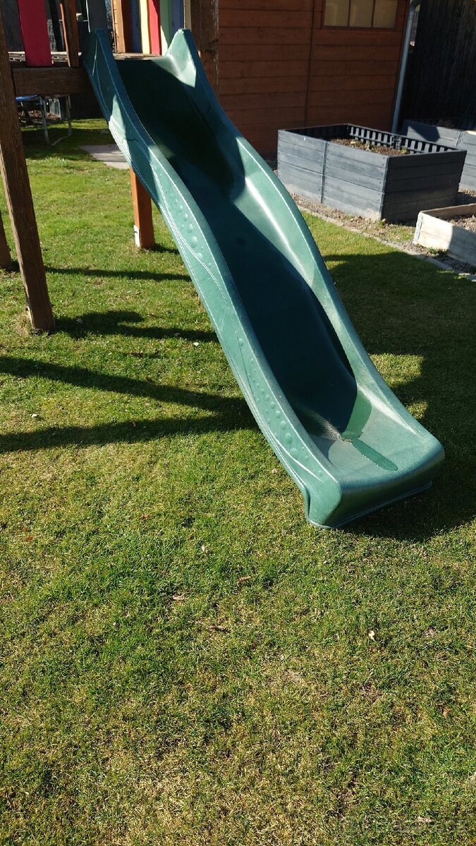 Plastová skluzavka - 2