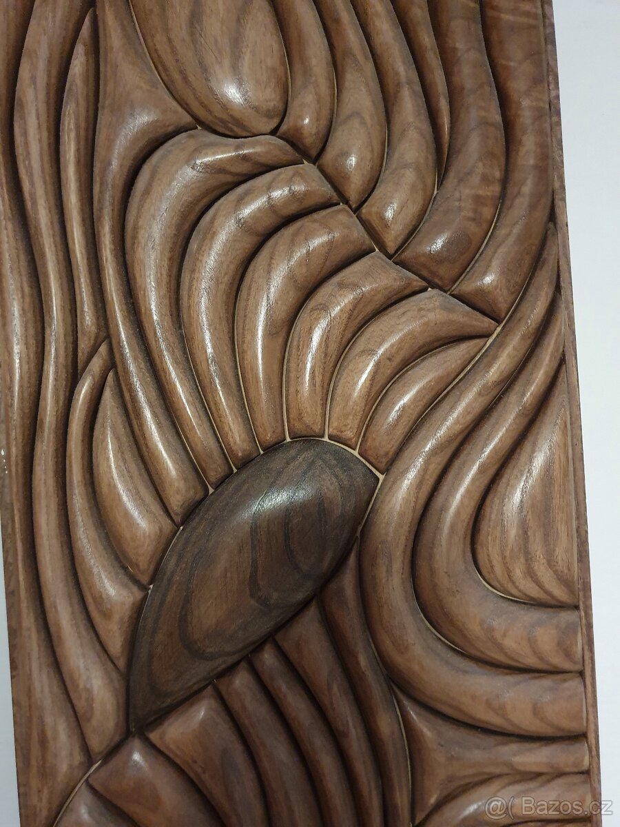 Prodáme obraz - dřevořezba - 2