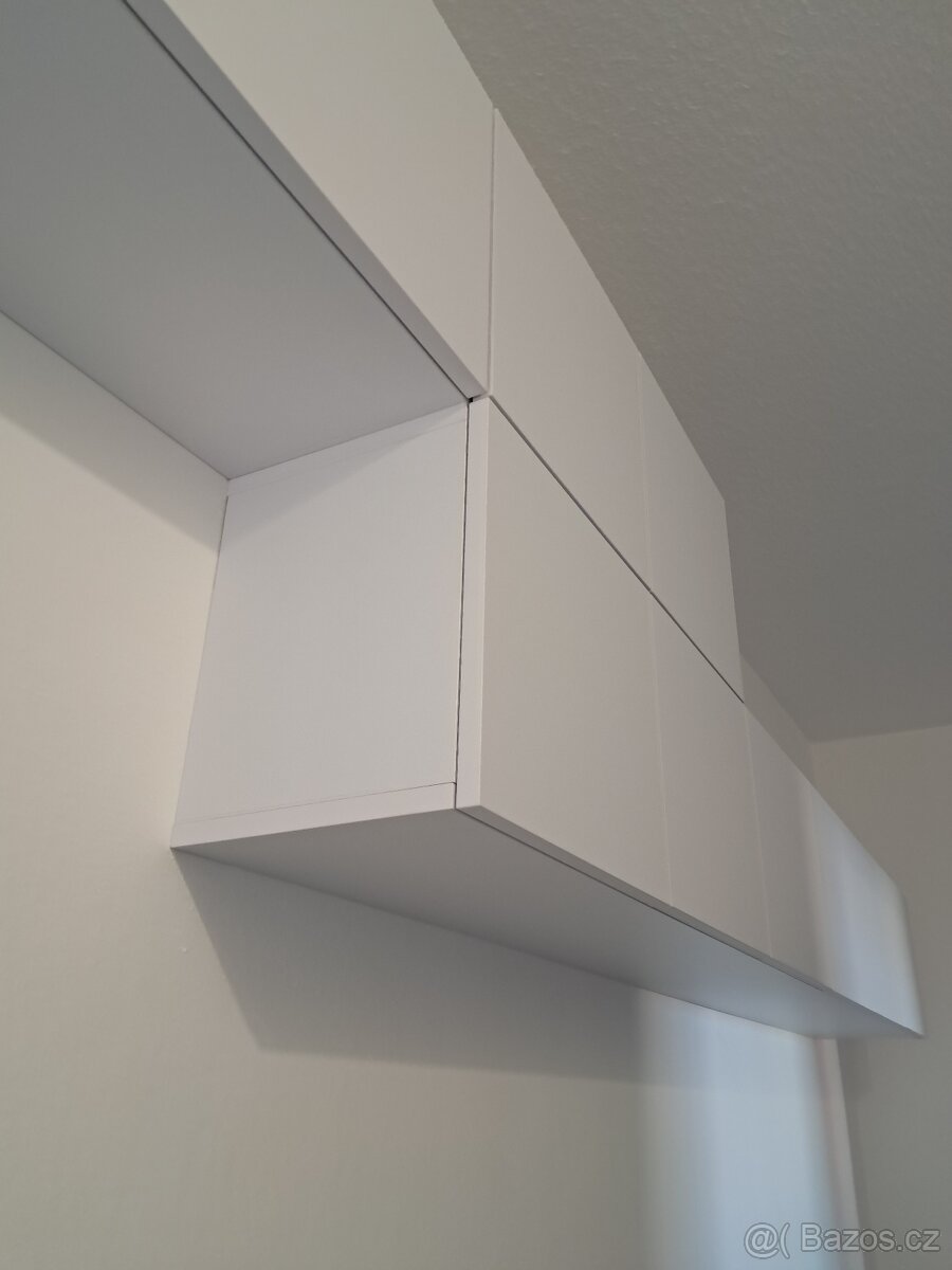 Úložné bílé skříňky - 2