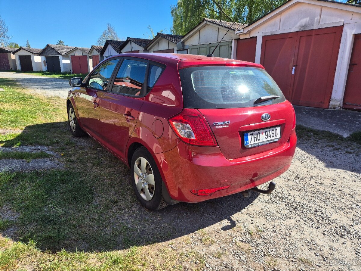 Kia ceed 1,4 benzin 2010 - 2