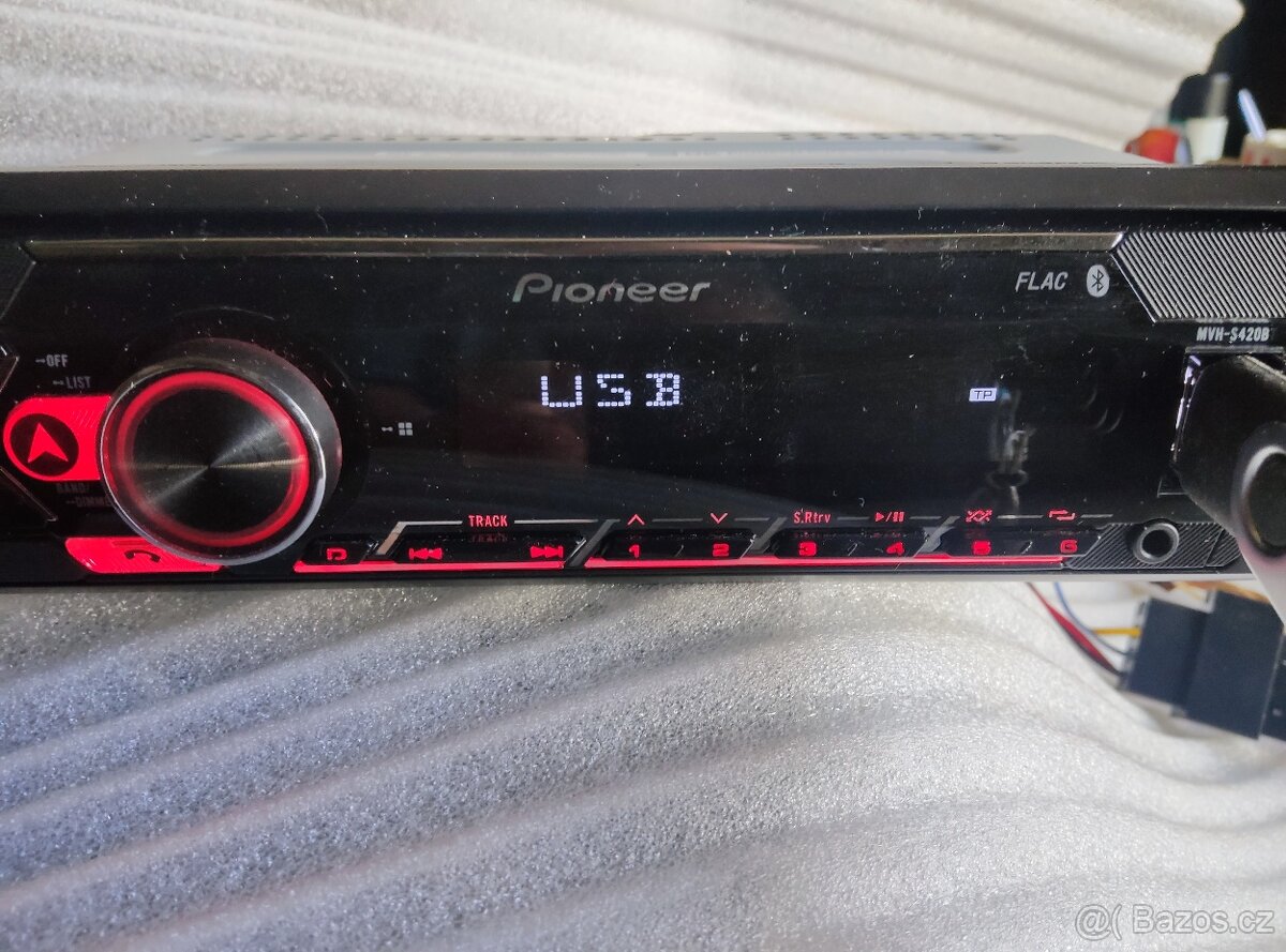 Pioneer MVH - S 420B , bluetooth - 2