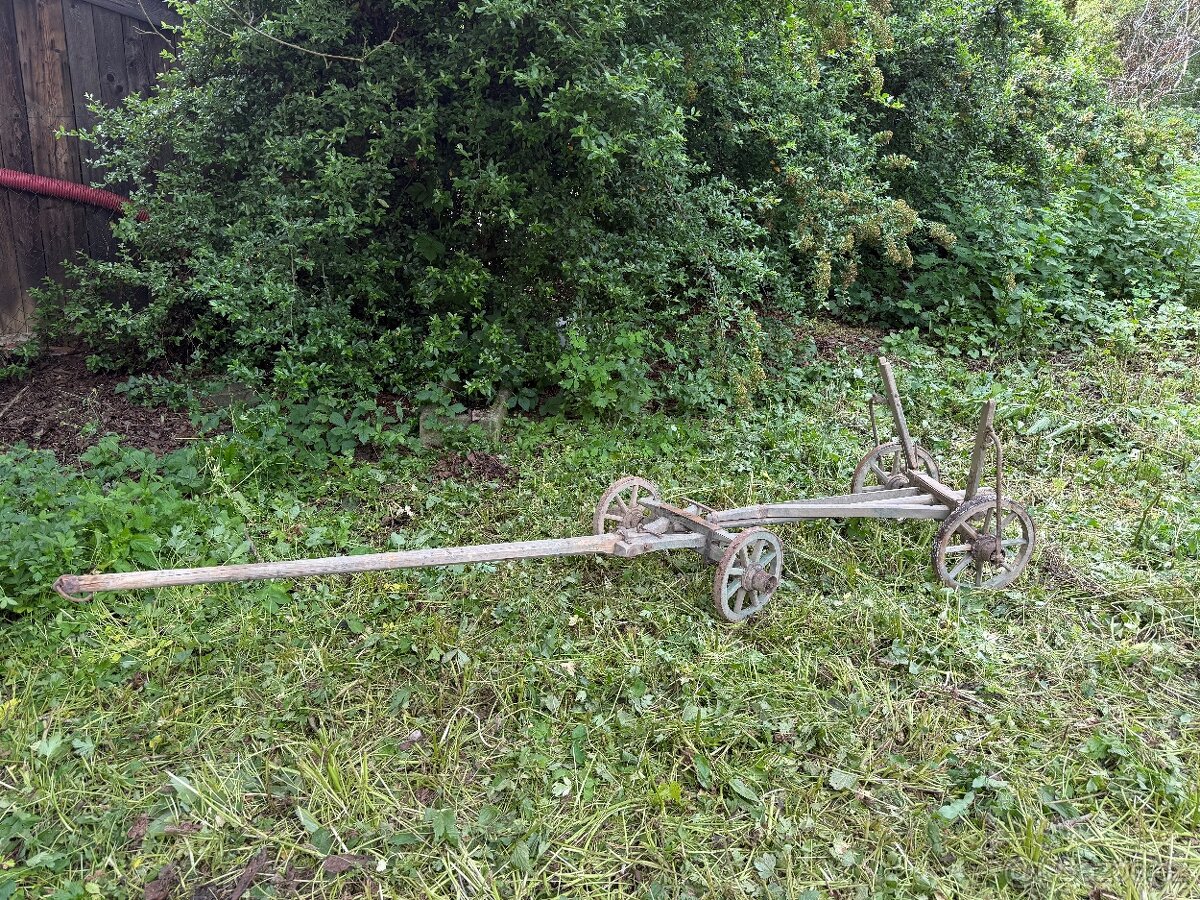 2x podvozek - 2