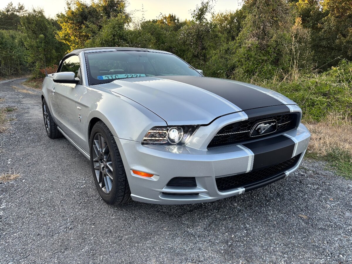 Ford Mustang Convertible 3.7 V6 - 2