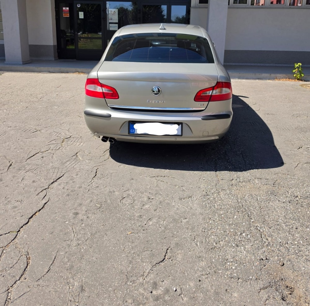 Škoda Superb II - 2
