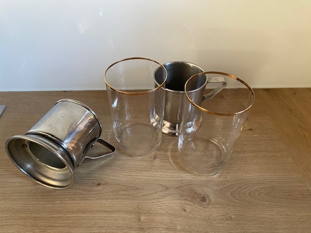 Dvě retro skleničky na kávu nebo čaj - 2