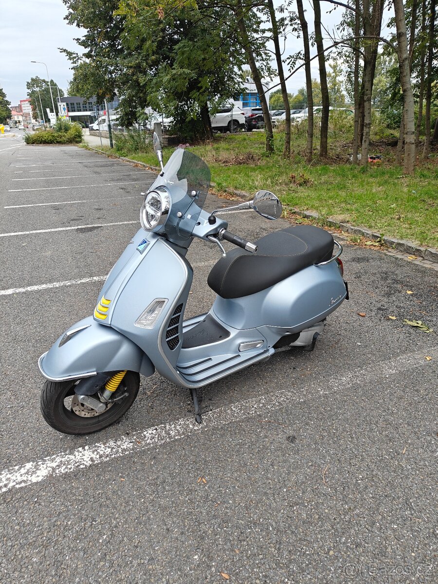Vespa GTS 300 SuperTech - 2