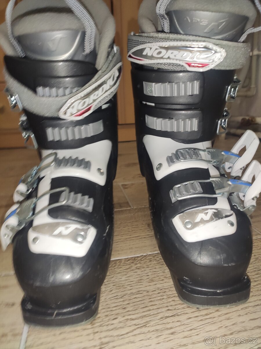 Dámské/dívčí lyžáky 285mm - 2