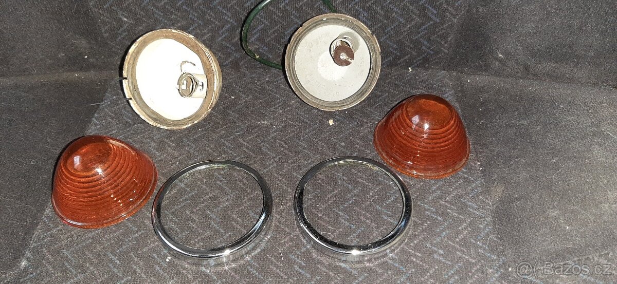 ŠKODA 445,440,Spartak, Š1200, 1201 přední blinkry úlky - 2