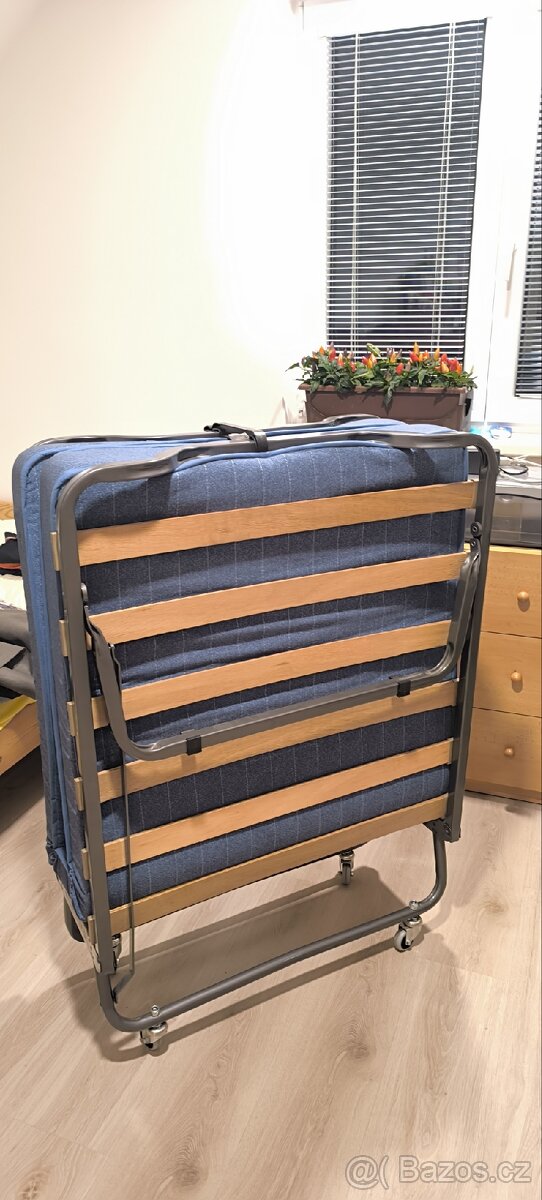 Skládací postel pro hosty - 2