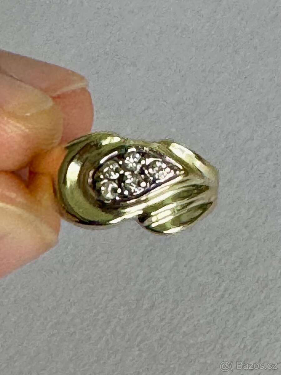 Zlatý prsten 14K, vel. 48, 2,65 g. - 2