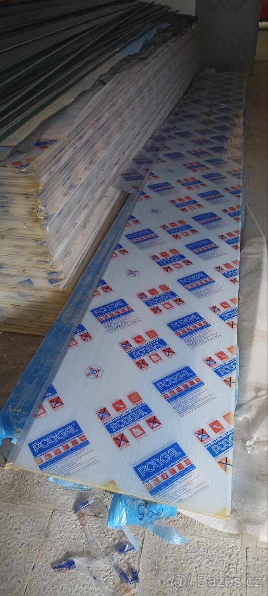 Dutinkový polykarbonát 8mm - nový - 2