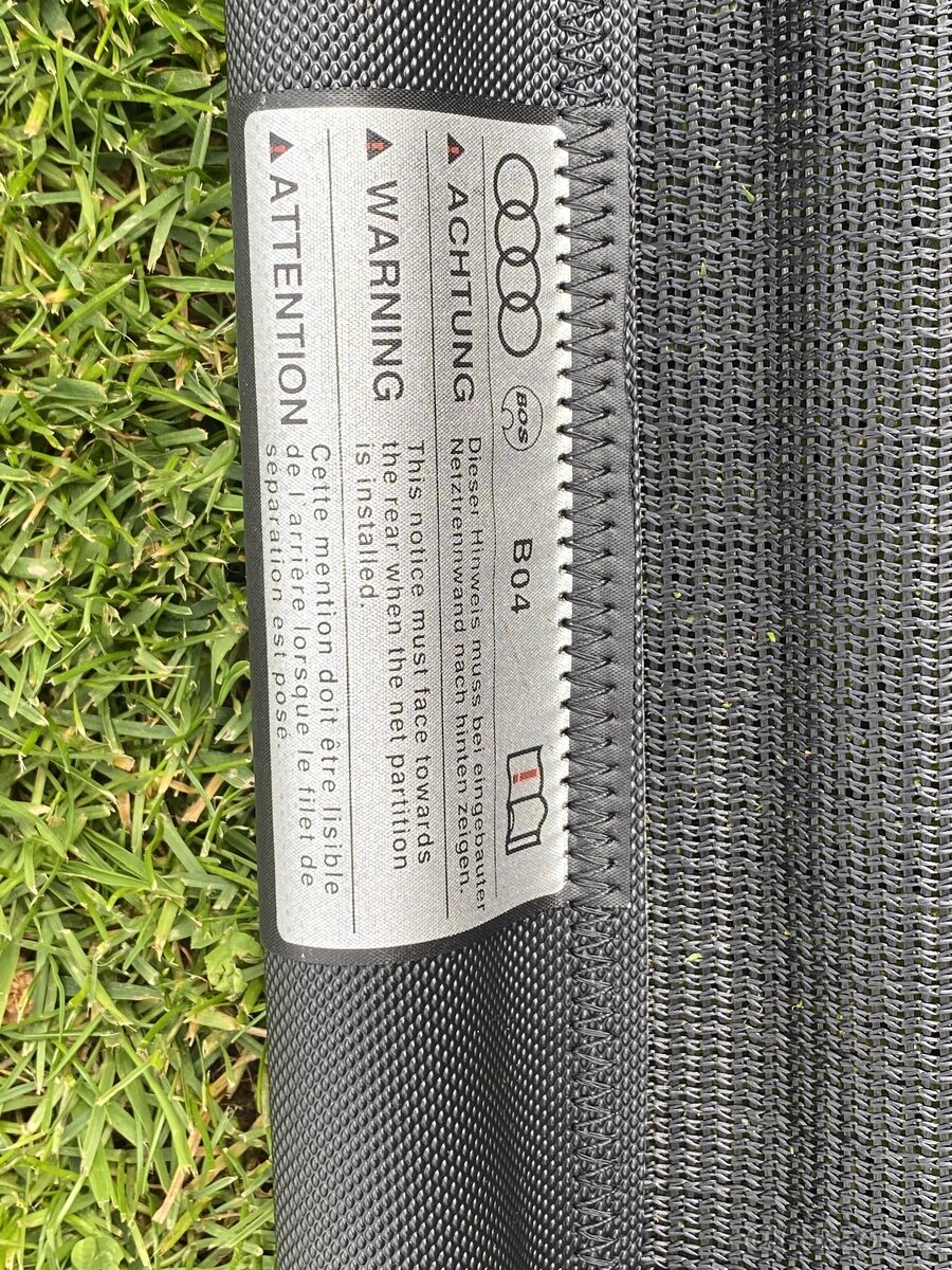 Roletka na Audi Q5 - 2