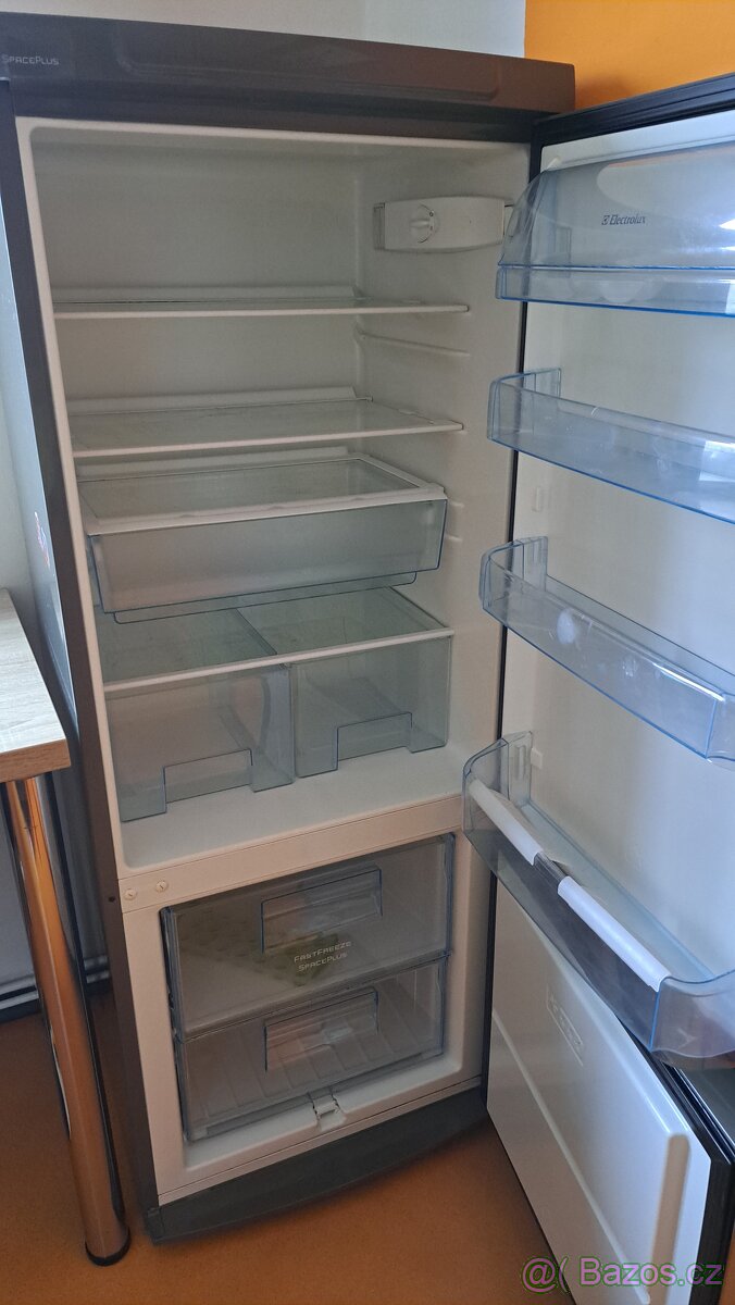 Lednice s mrazákem Elektrolux - 2