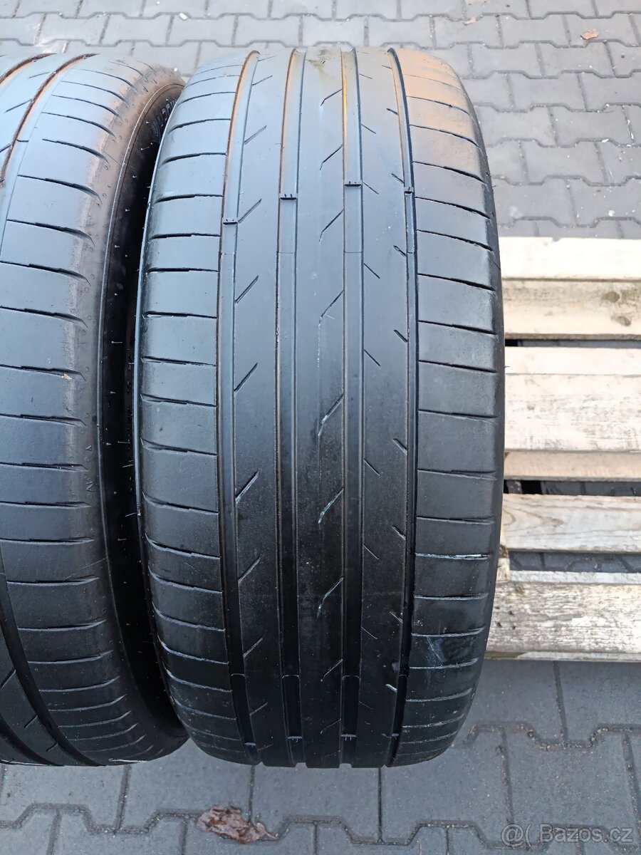 235/45/20 letní pneu hankook - 2