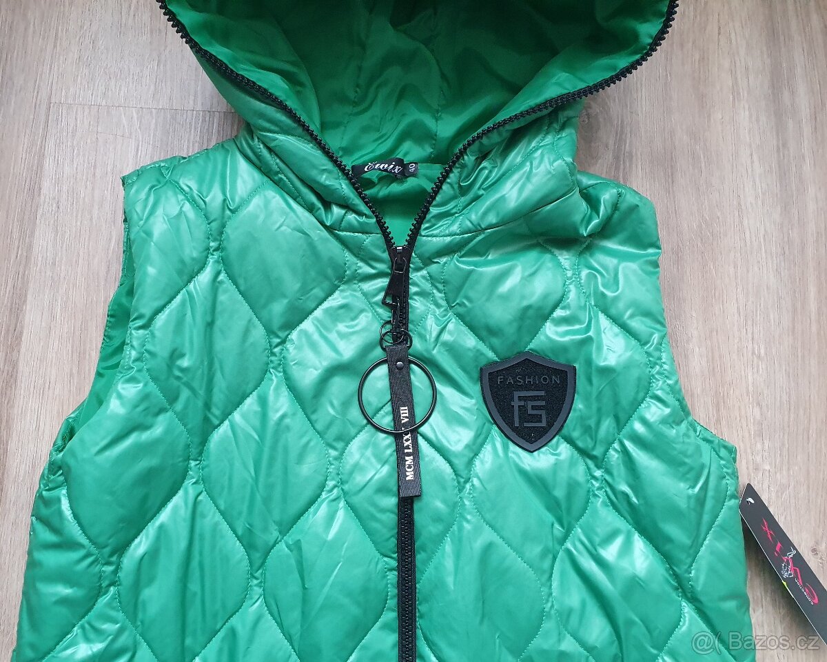 Nová zelená vesta s kapucí vel. M - 2