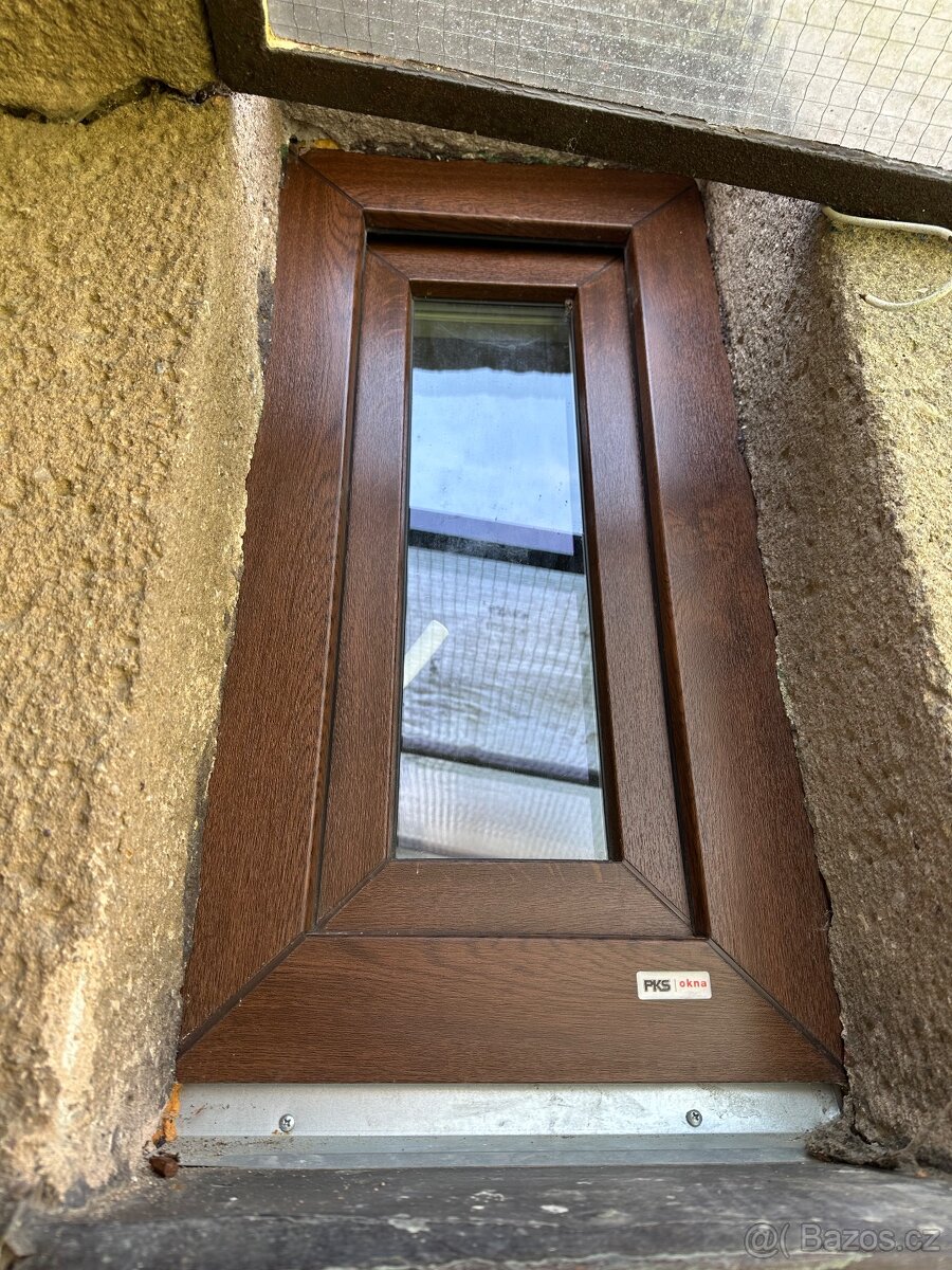 Prodám plastová okna PKS - 2