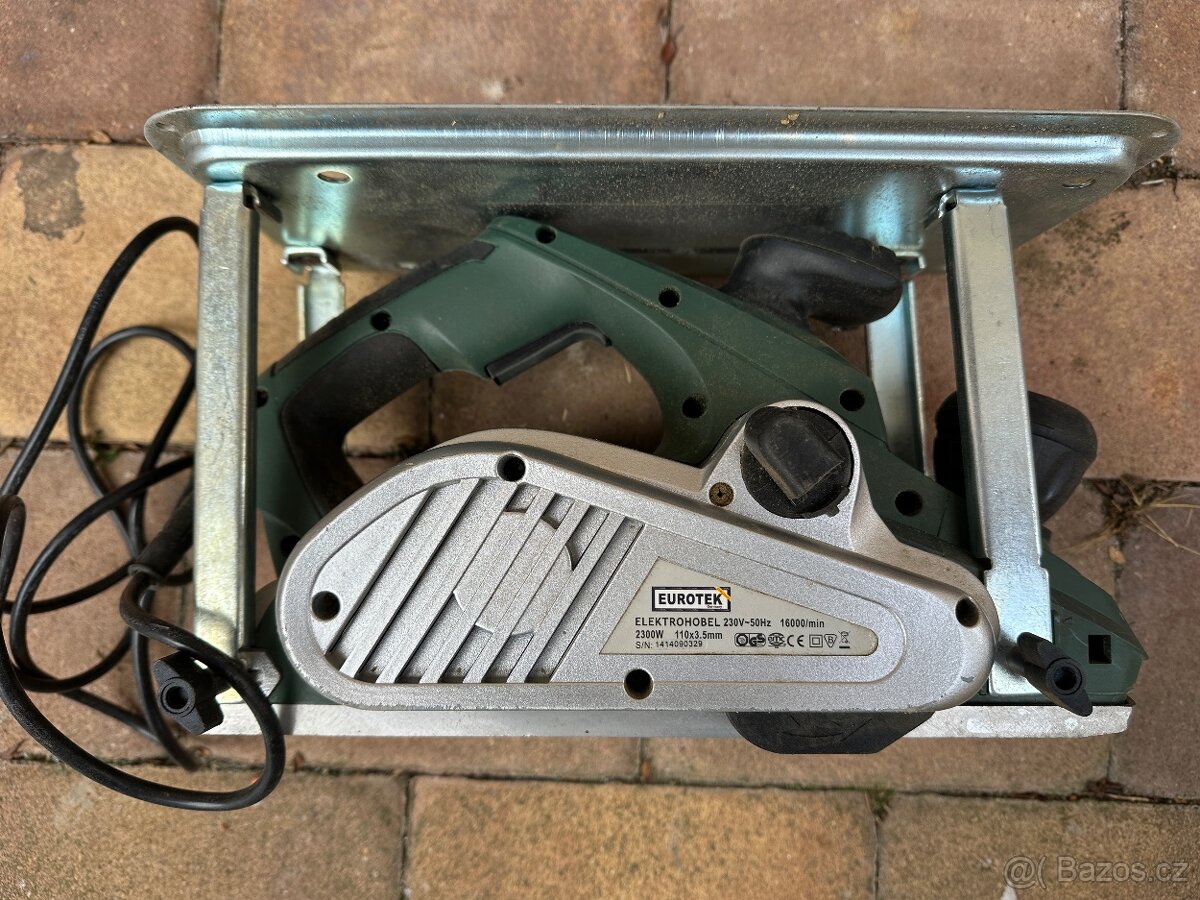 Elektrický hoblík Eurotek EP230 - 2