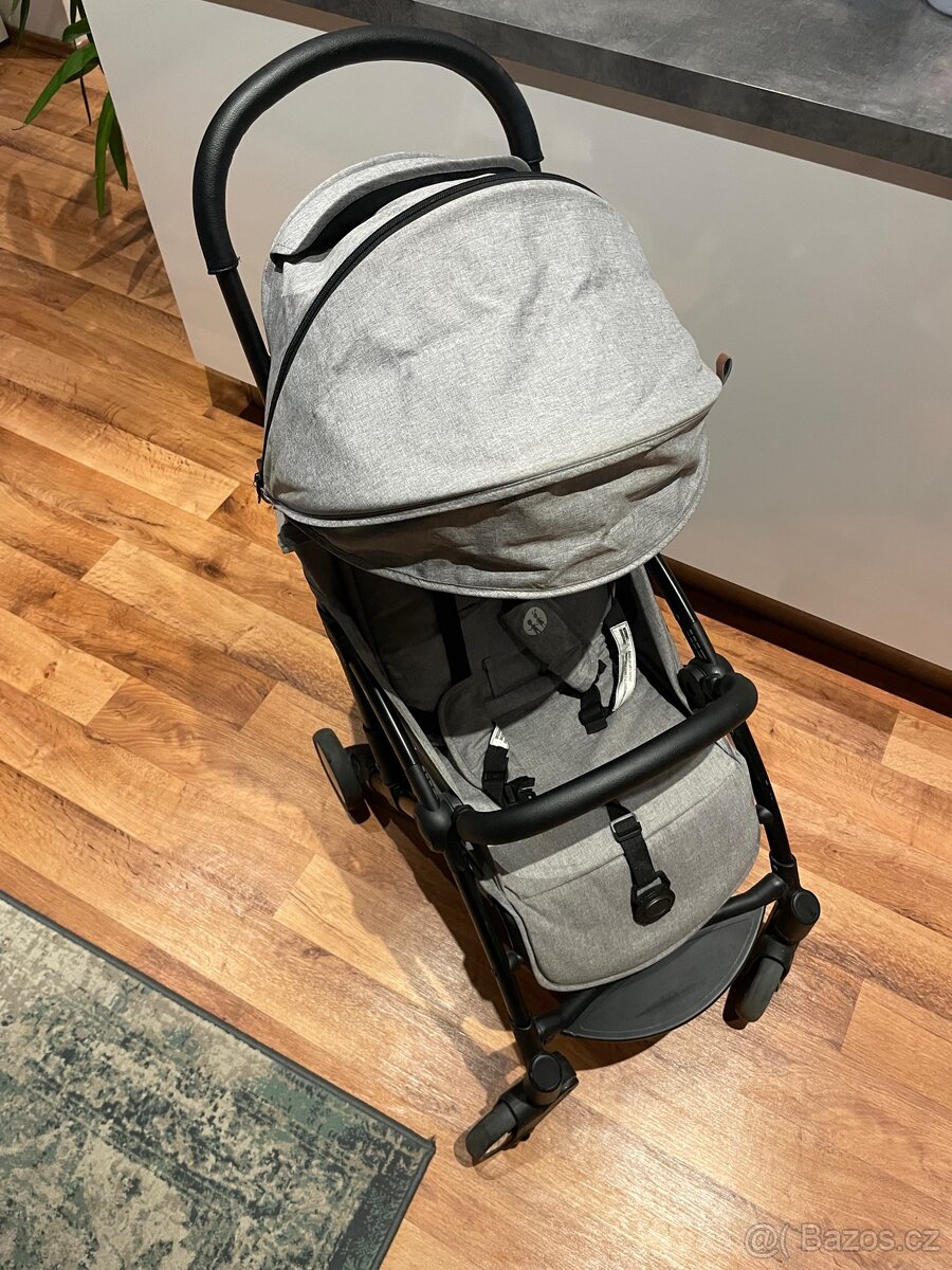 Kočárek Petite Mars UP - 2