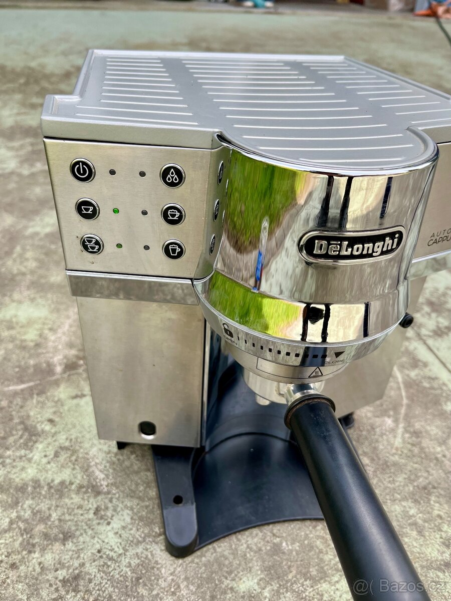 Kávovar DeLonghi - 2