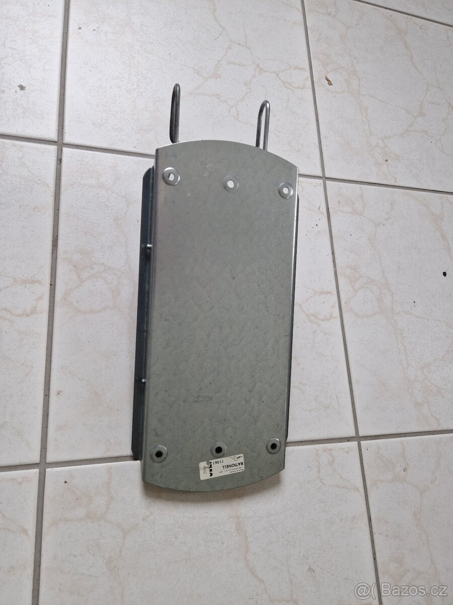 Držák na žehličku - 2