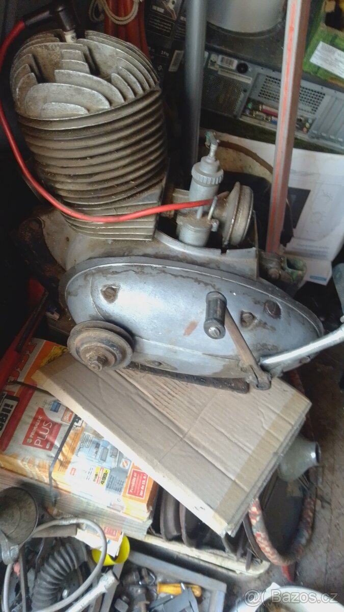 Motor Jawa 250 kyvačka veterán - 2