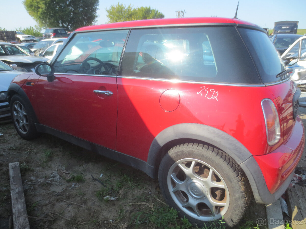 MINI Cooper ONE 1.6 benzin 1.2 - 40 kw AWY díly - 2