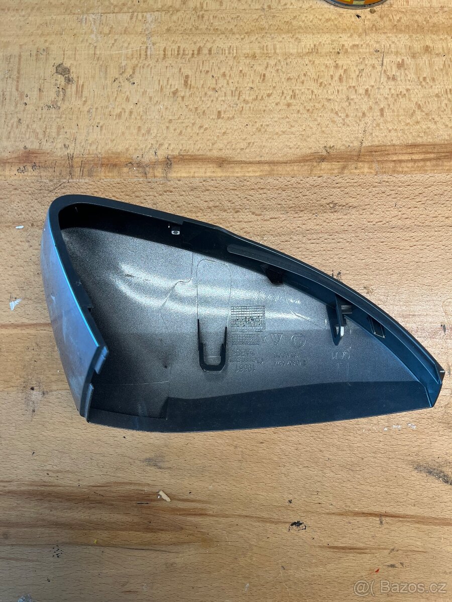 Kryt zrcátka levý Superb 3 3V0857537A - 2