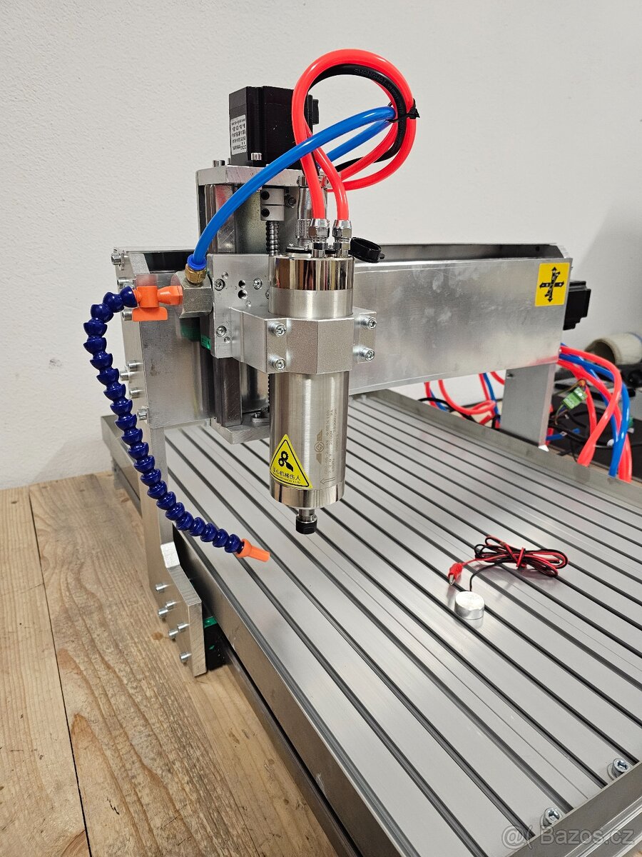 CNC frézka 600x400mm 2,2kW - 2