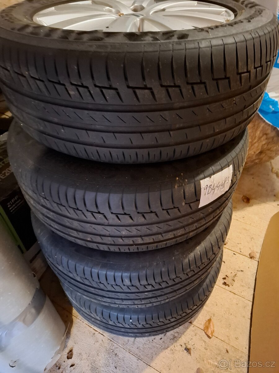 Alu kola VW multivan 235/55r17 - 2
