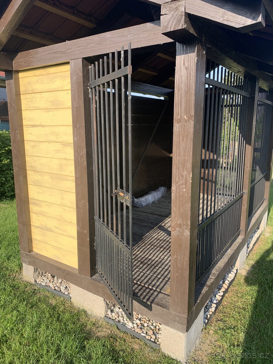 KOVANÉ MŘÍŽE Z KOTCE - 2