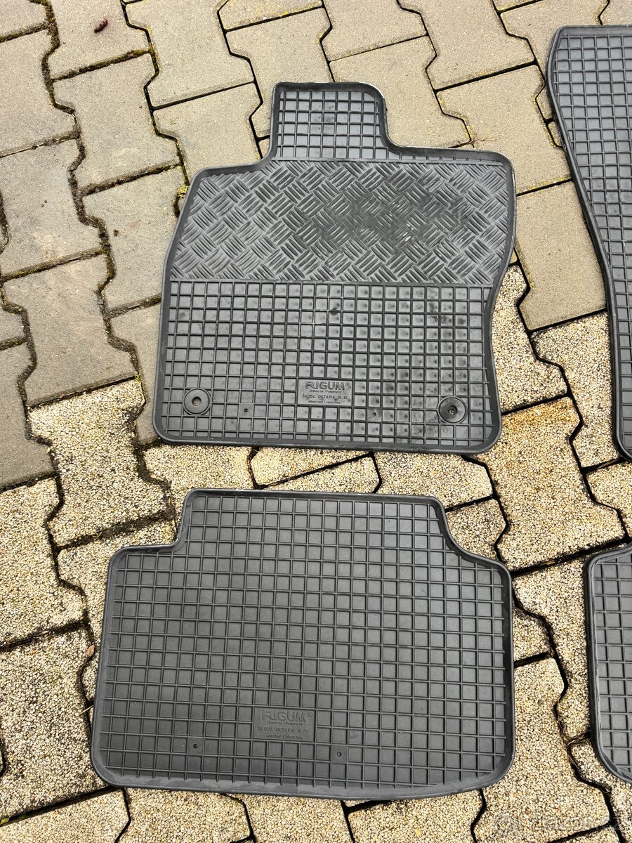 Gumové koberce Octavia 3 - 2