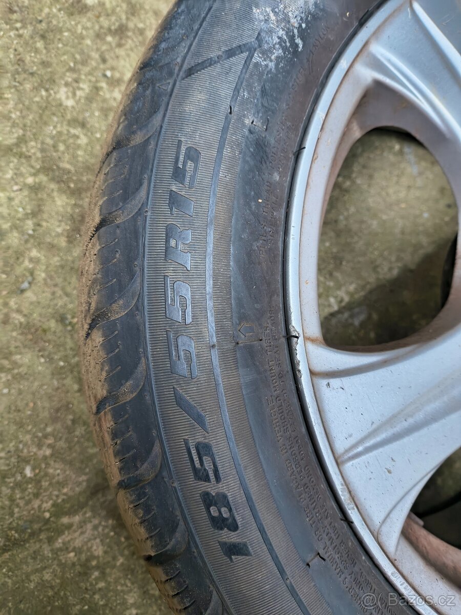 Kola Mercedes Benz A - 2