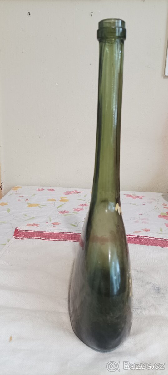 Prodám starou láhev - 2