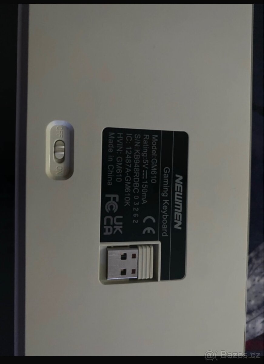 Bezdrátová herní klávesnice - 2