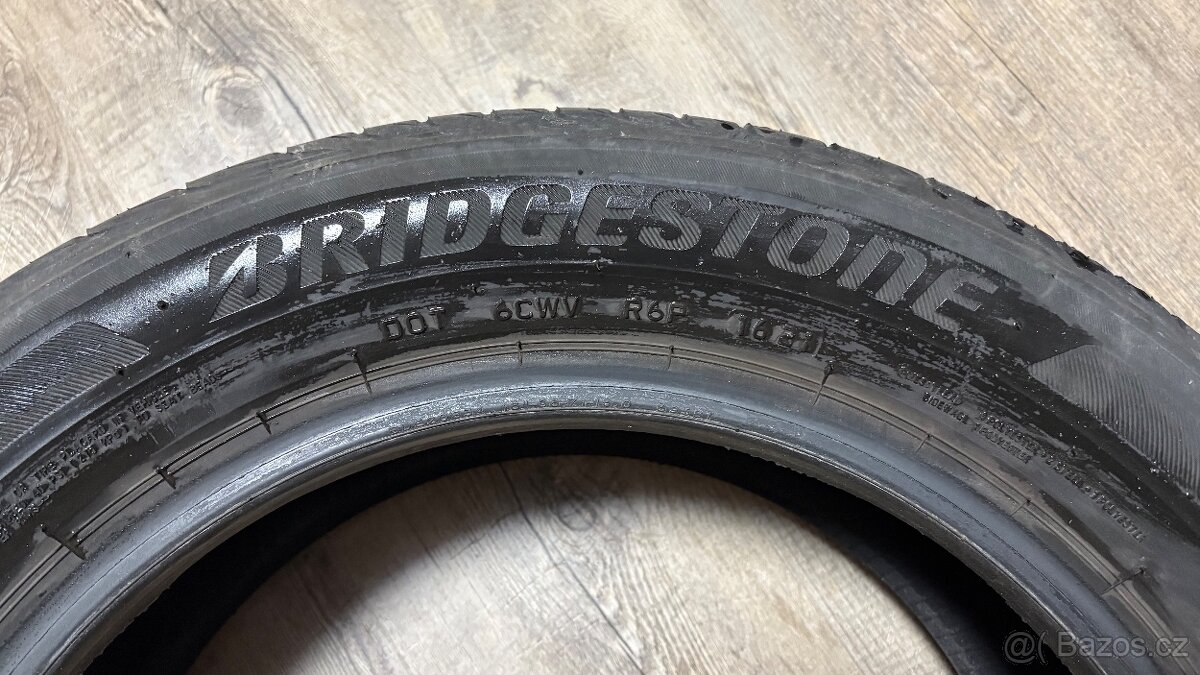 pneu 195/60 R16 - 2