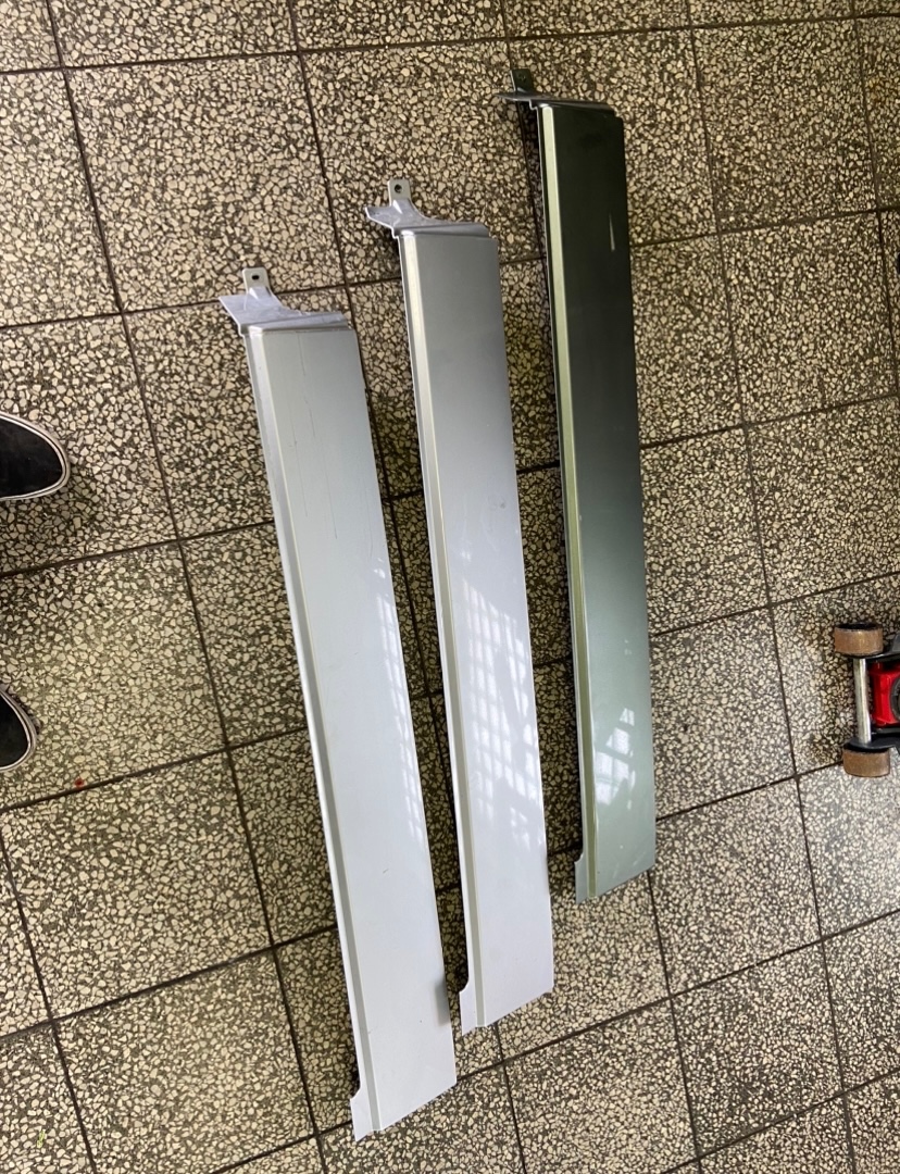 LIŠTA POSUVNÝCH DVEŘÍ VW T5/ 5.1 - 2