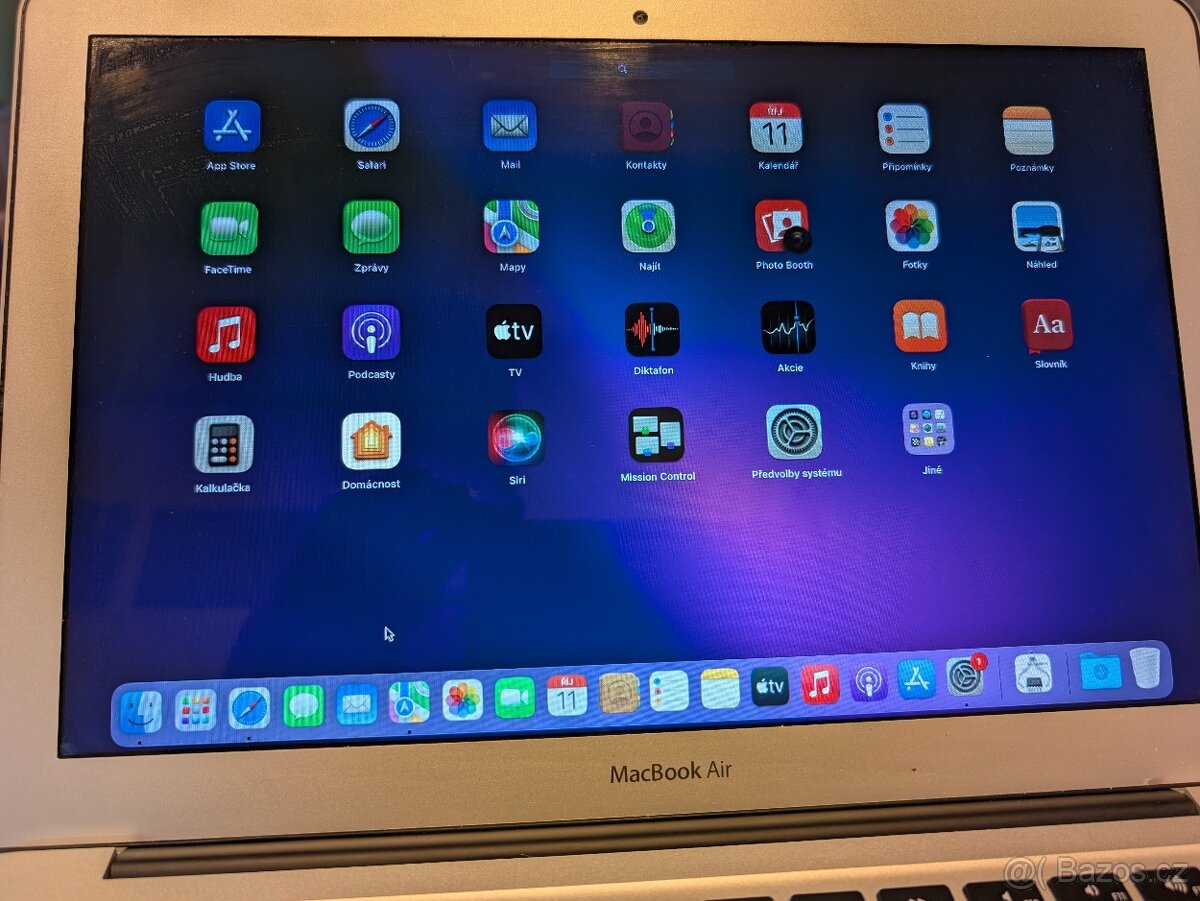 Mac Book Air model A1466 13" - 2