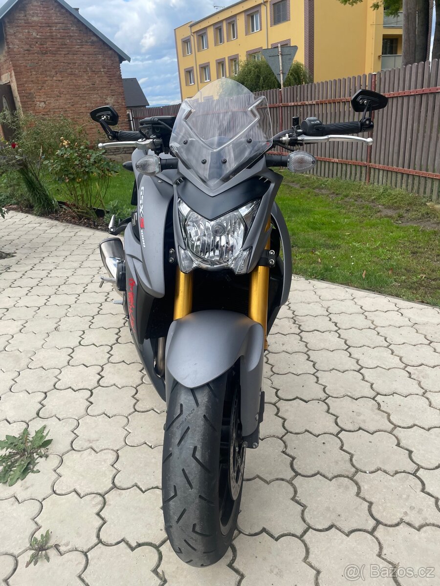 Suzuki gsx-s 1000 - 2