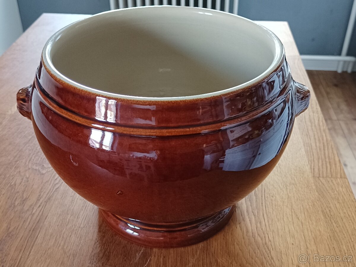 STARÁ KAMENINOVÁ MÍSA SE LVY FRANCIE - 2